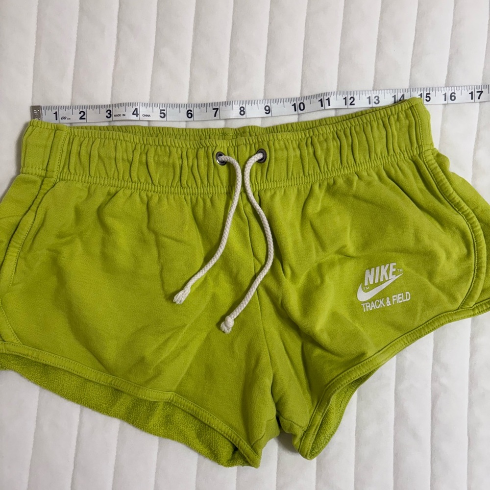 Nike booty shorts